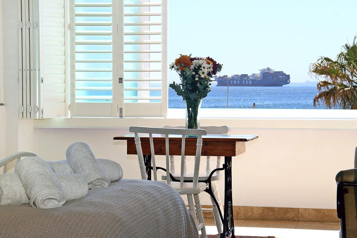 Dolphin Bay Studio With Sea Views Kapstadt Exterior foto