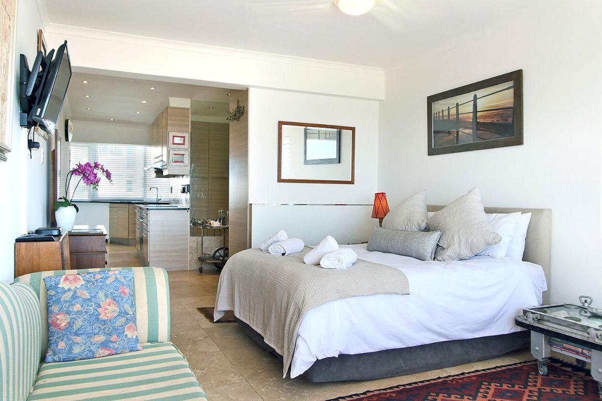 Dolphin Bay Studio With Sea Views Kapstadt Exterior foto
