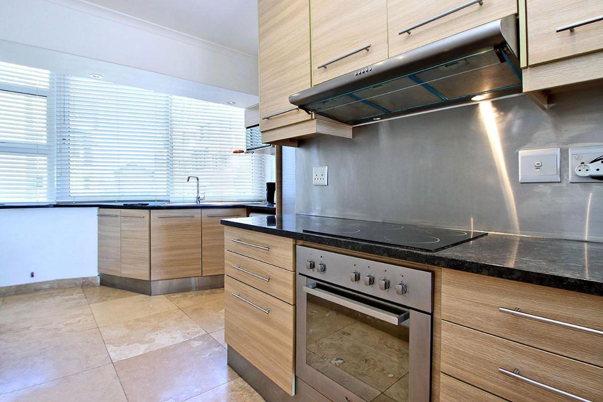 Dolphin Bay Studio With Sea Views Kapstadt Exterior foto