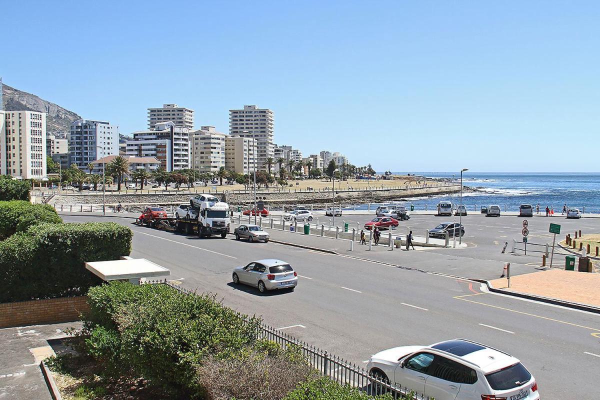 Dolphin Bay Studio With Sea Views Kapstadt Exterior foto